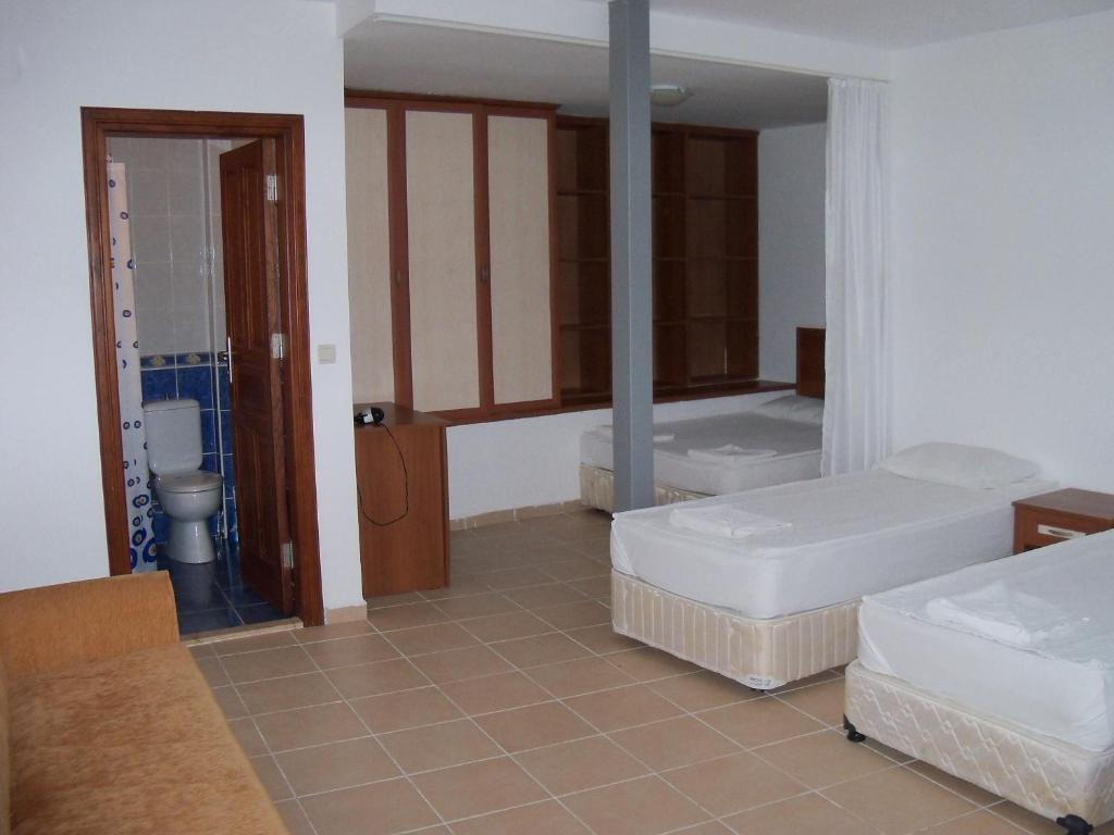 Poseidon Hotel Side Room photo