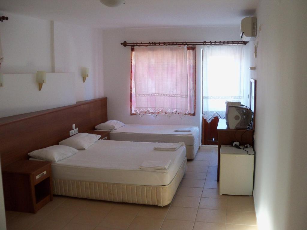 Poseidon Hotel Side Room photo